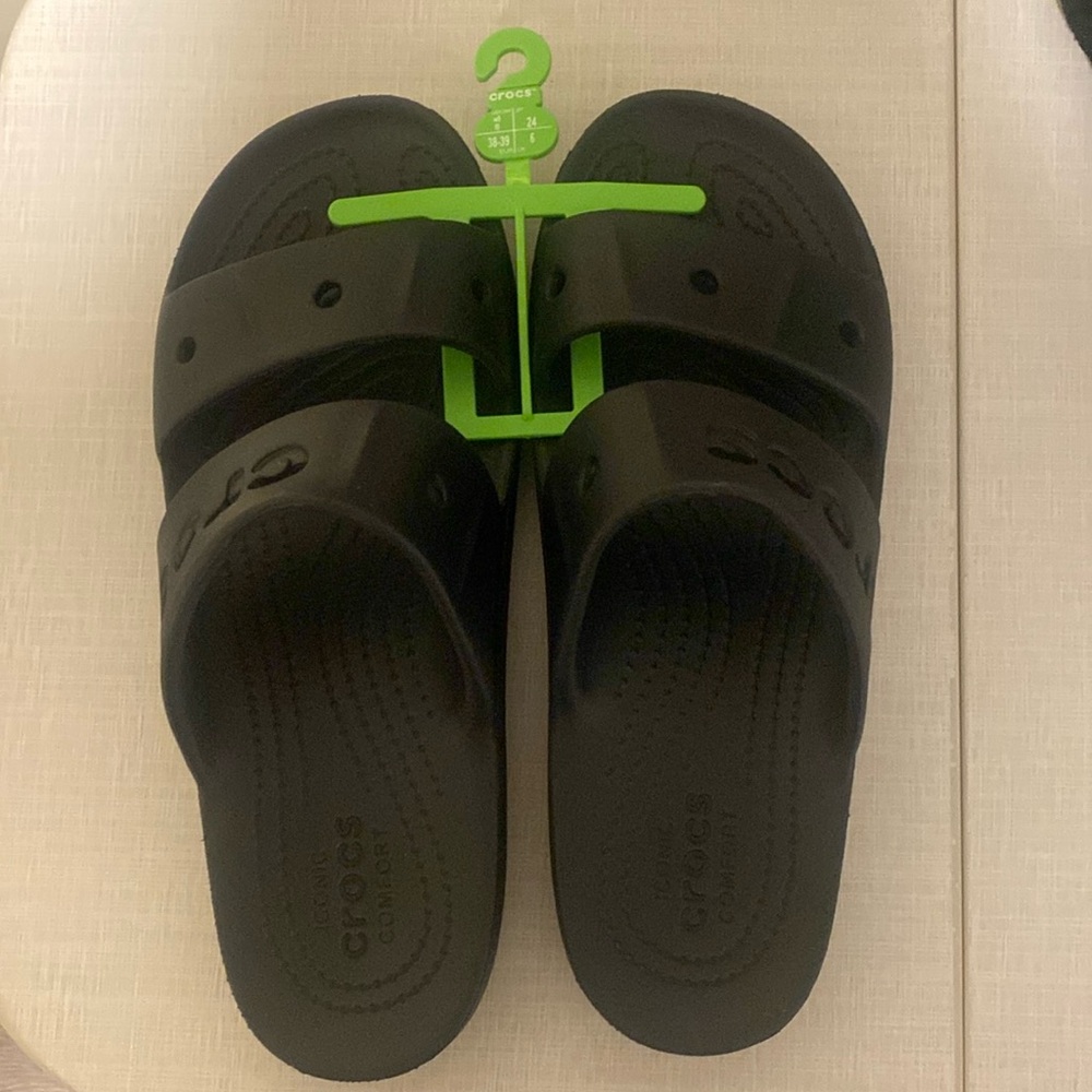 Baya Platform Sandals, size 8/9
NWOT
Never worn
$30 OBO